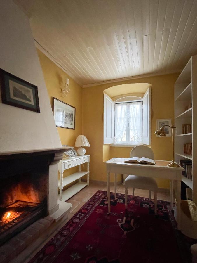 Charming Countryside Home With Fireplace & Patio Алкотим Екстериор снимка