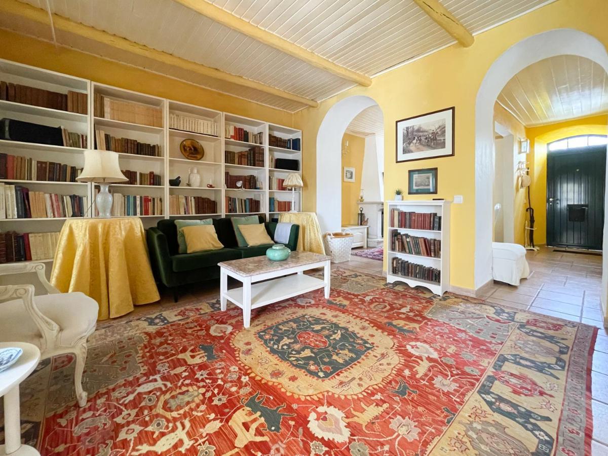 Charming Countryside Home With Fireplace & Patio Алкотим Екстериор снимка