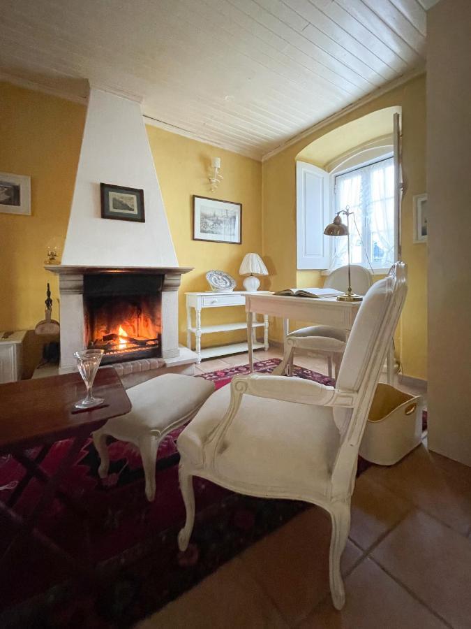 Charming Countryside Home With Fireplace & Patio Алкотим Екстериор снимка